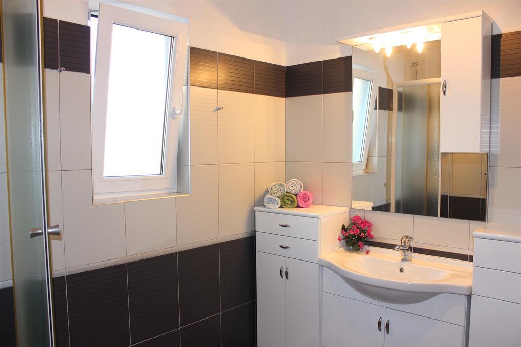 Apartments Bluesun Omiš Dış mekan fotoğraf