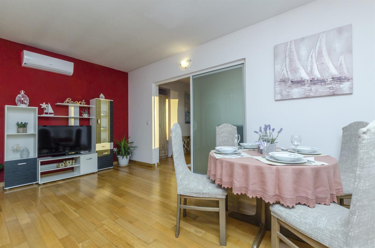 Apartments Bluesun Omiš Dış mekan fotoğraf